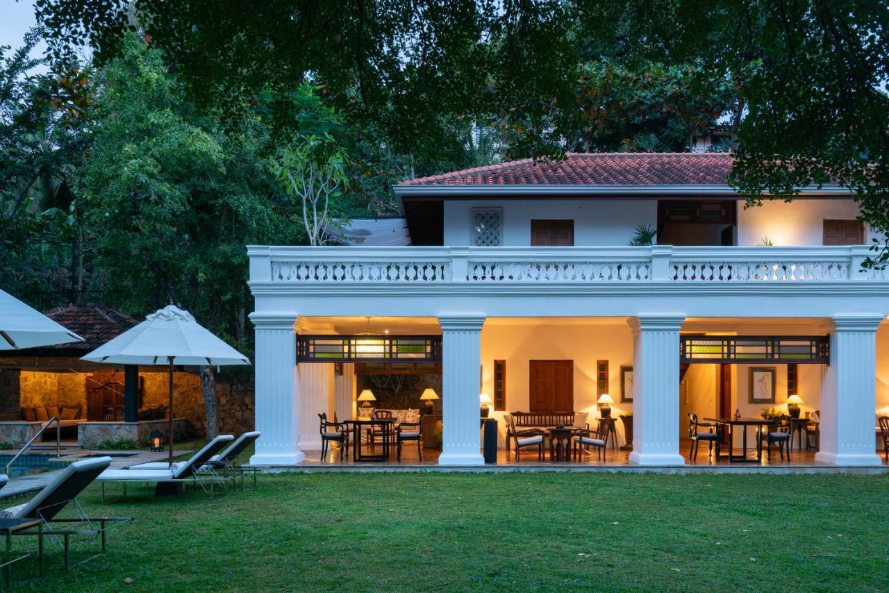 Taru Villas Kandy Bagian luar foto